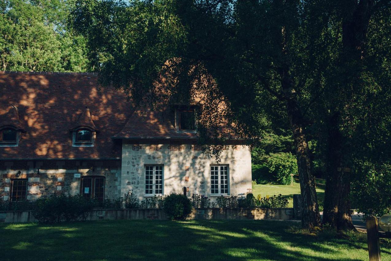 מלון Les Preaux Le Prieure Des Fontaines מראה חיצוני תמונה