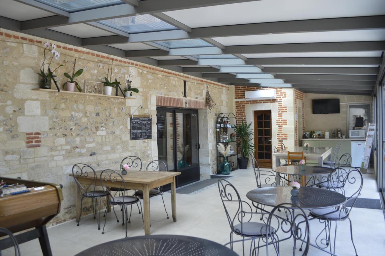 מלון Les Preaux Le Prieure Des Fontaines מראה חיצוני תמונה