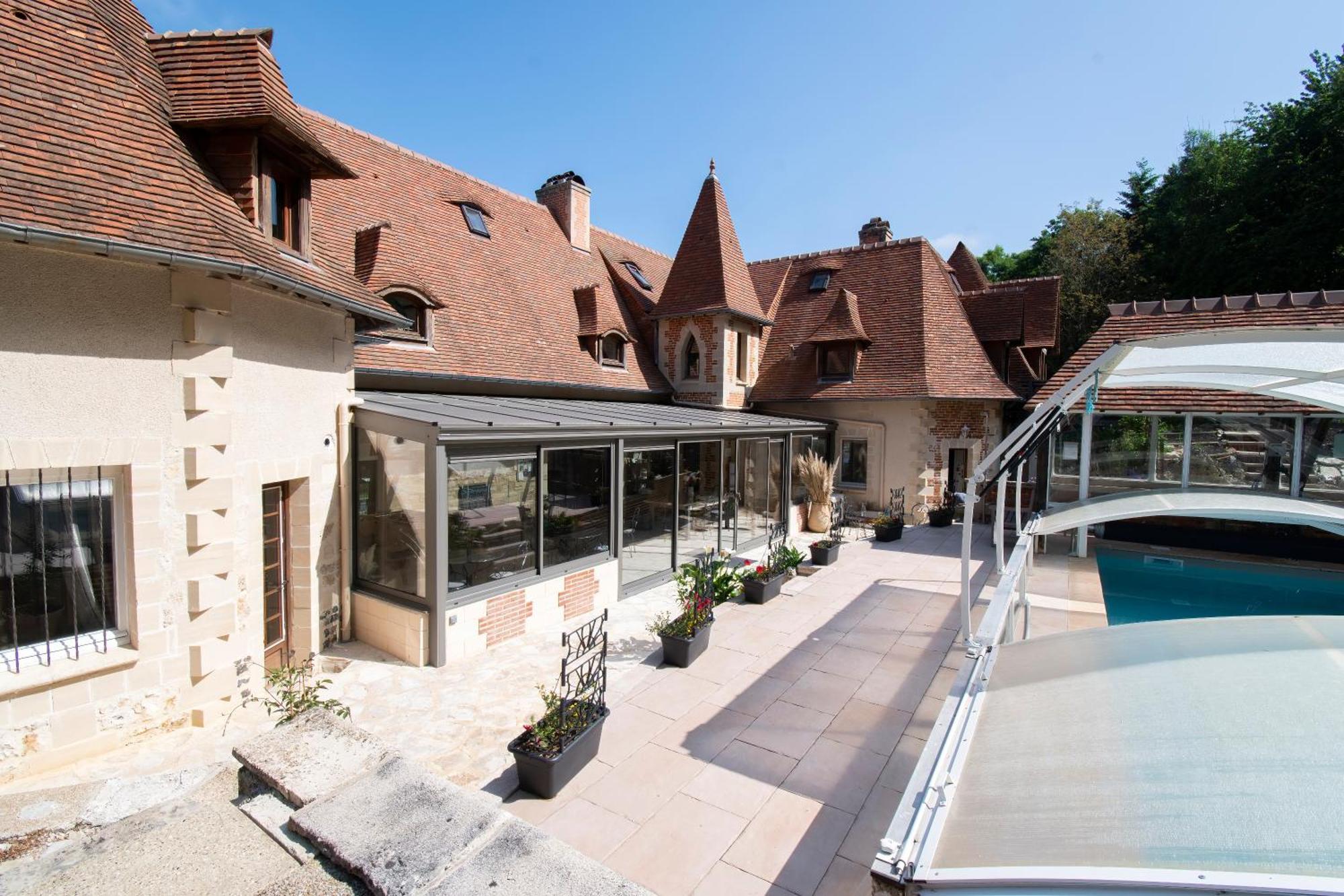 מלון Les Preaux Le Prieure Des Fontaines מראה חיצוני תמונה